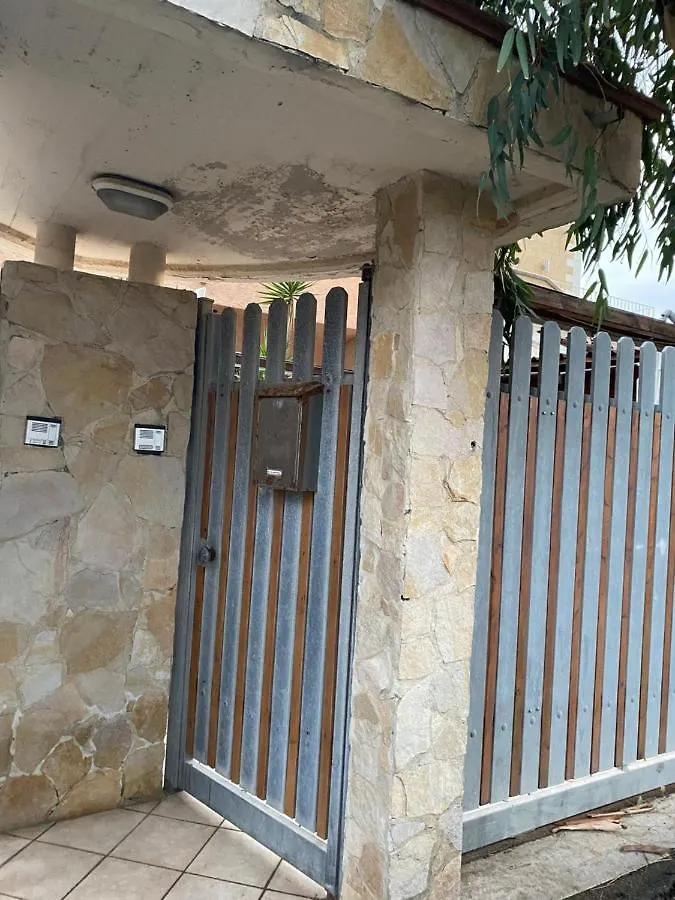 Br Apartment Bari